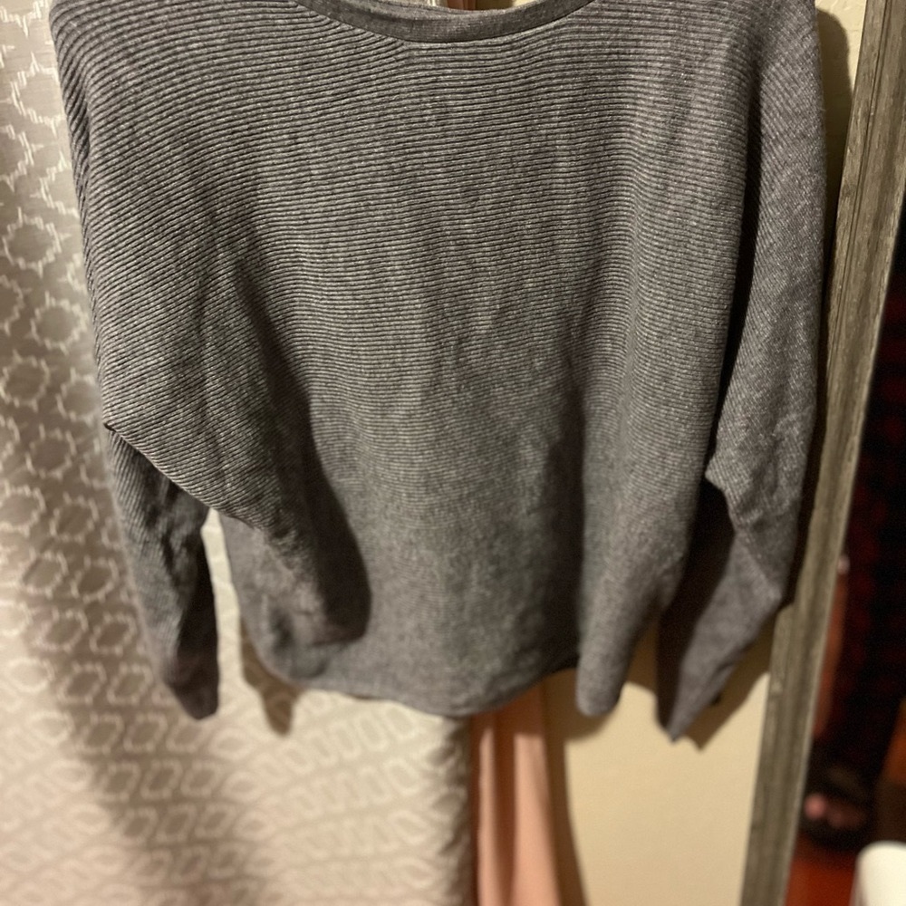 Long sleeve top